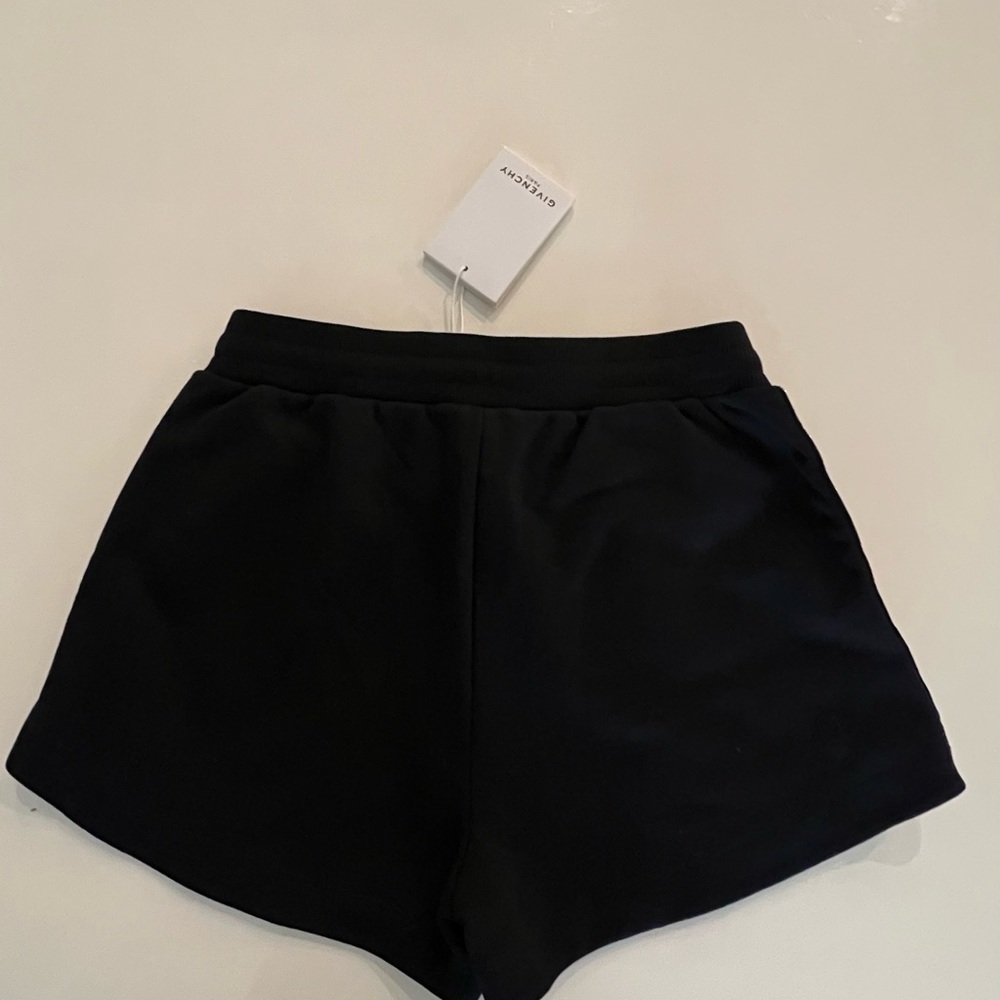 Givenchy girls shorts - Picture 4 of 4